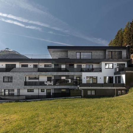 Residenz Fliana Deluxe Appartement Mathon Buitenkant foto